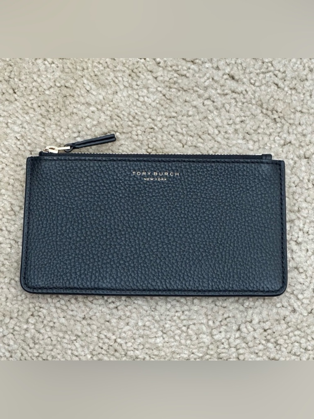Tory Burch Thea Zip Card Wallet‎ in Black Pebbled Leather VGUC